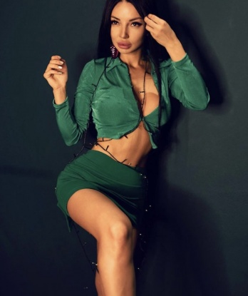 Нежная леди с шикарными формами ждет звонка от состоятельного мужчины для приятной встречи. Гарантирую атмосферу доверия и уважения. 14722, 22 года